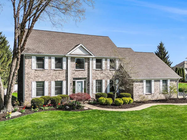 1449 Penncross Dr SE, Caledonia, MI 49316