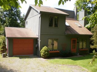 413 Hawleyton Tpke, Brackney, PA 18812