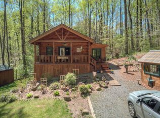 135 S Honeysuckle Ln, Madison, VA 22727