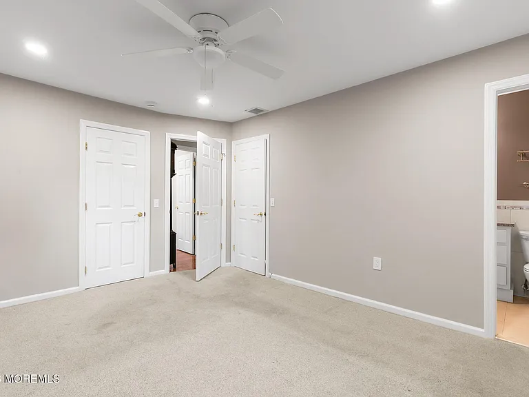 453 Milton Ave — Photo 22
