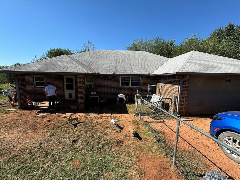 1st image of 16733 Winding Creek Dr