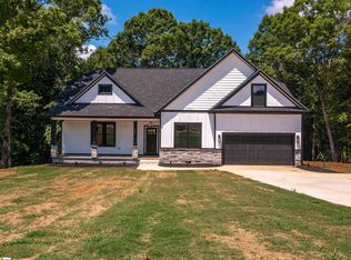 198 Tymberbrook Dr, Lyman, SC 29365