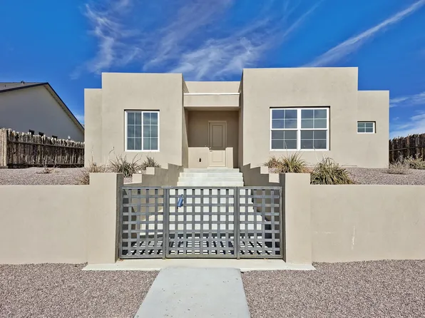 21 Flower Garland Rd, Santa Fe, NM 87508