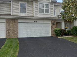 10480 Wakefield Ln, Huntley, IL 60142