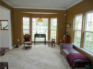 8912 Bella Danyelle Ct, Bridgeville, PA 15017