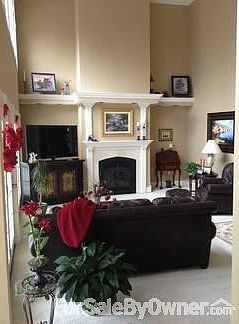 3rd image of 37 Lakeridge Dr