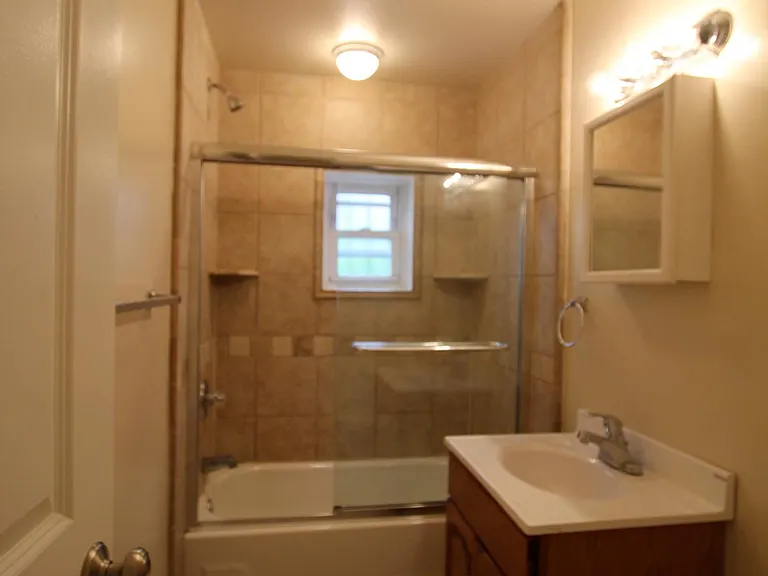 1632 Montrose St #1 — Photo 3