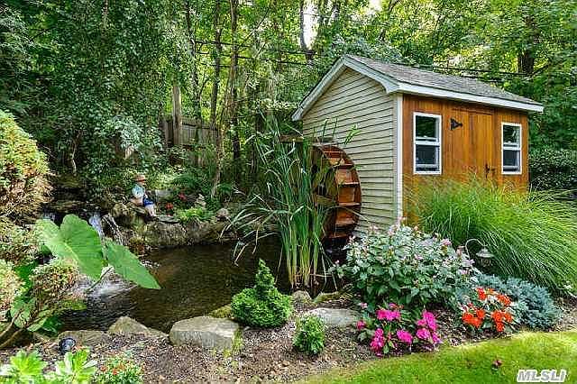 1st image of 24 Gristmill Ln