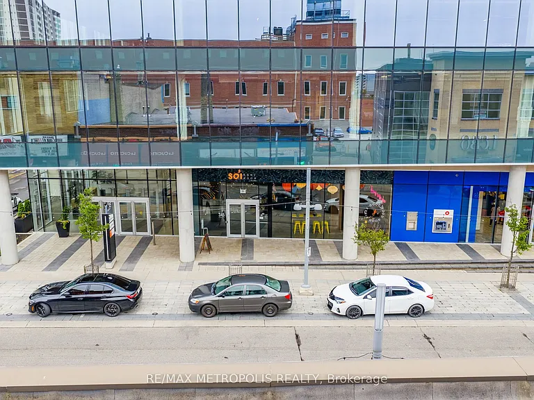 276 King St W #207 — Photo 33