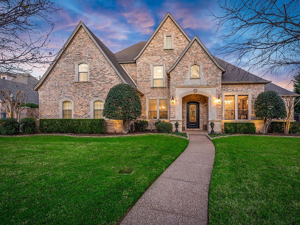 7003 Shepherds Glen-001-055-ShepherdsGlenColleyvilleTexasT-MLS_Size.jpg