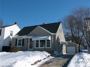 1629 Oakwood Ave, Akron, OH 44301