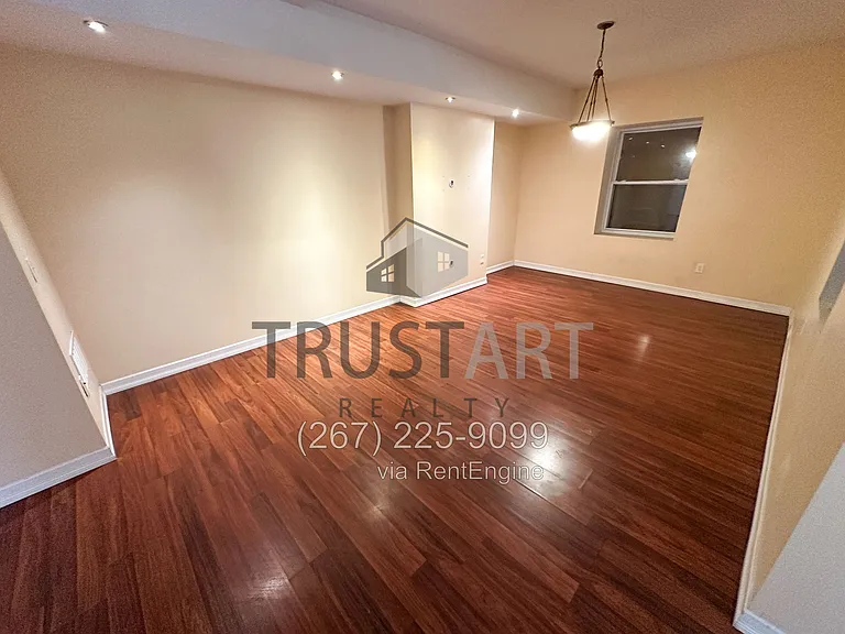 6908 Old York Rd — Photo 14