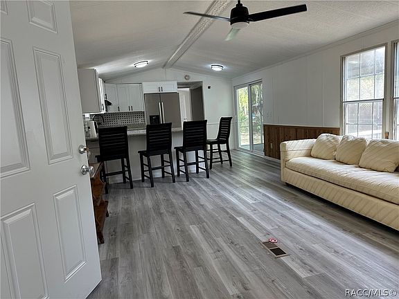 5th image of 237 N Candle Point