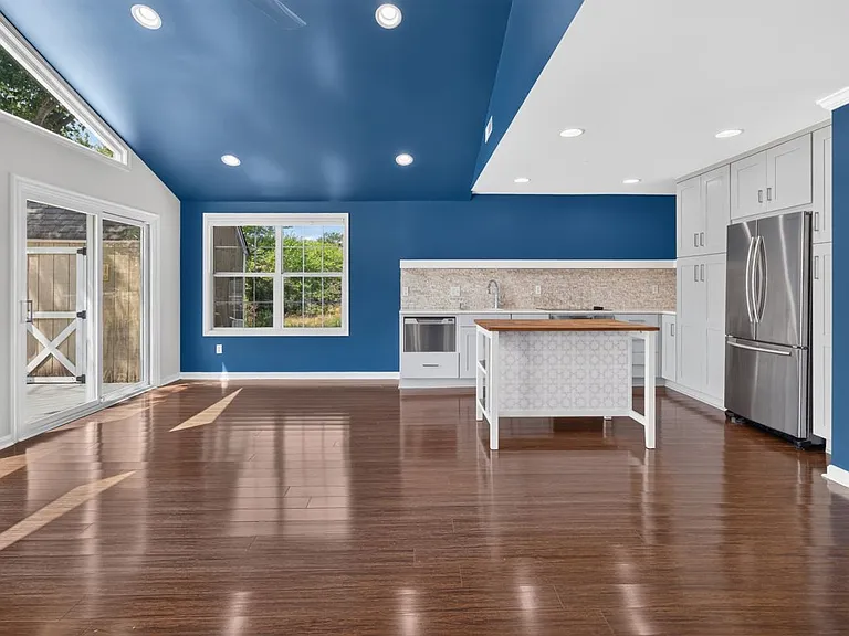 1035 Chester River Dr — Photo 18