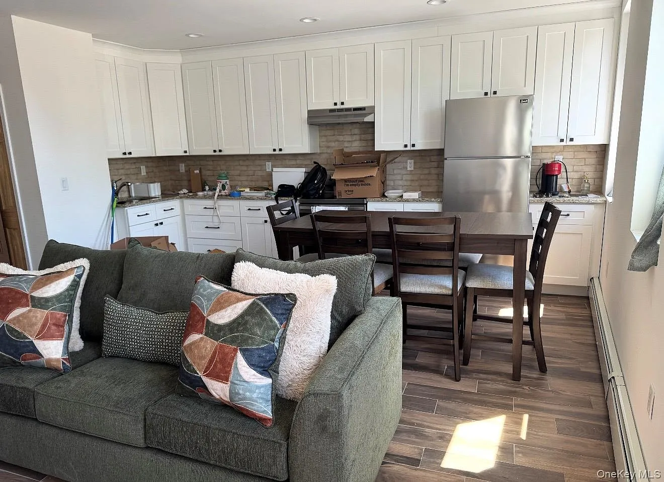 1 bed, 1.0 bath, 900 sqft, $3,000 — Photo 4