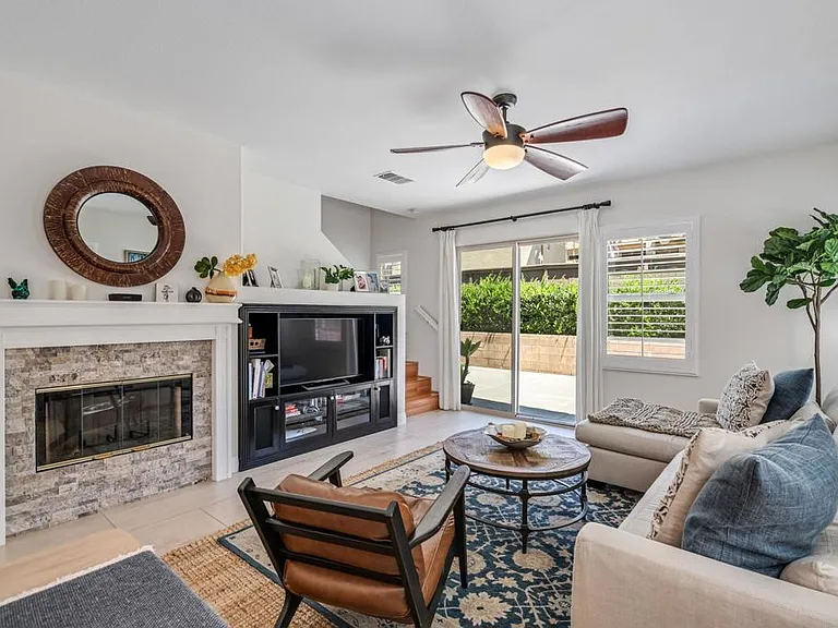 2175 Honeybee St — Photo 11