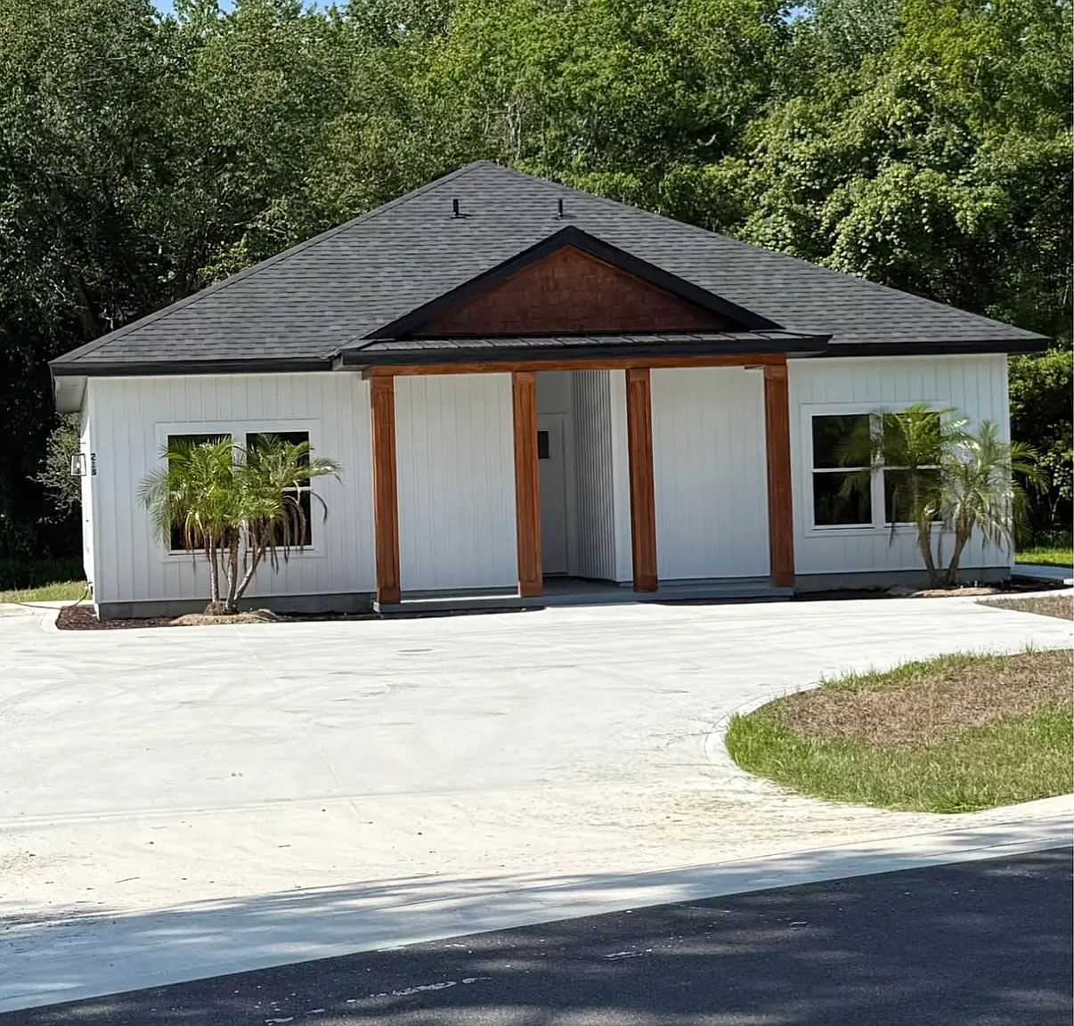 2 bed, 1100 sqft, $1,800 — Photo 2