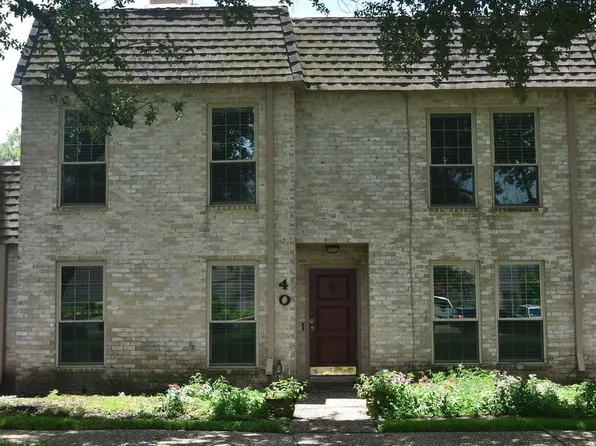 40 River Creek Way, Sugar Land, TX 77478