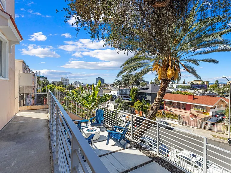 270 S Coronado St #270361 — Photo 8