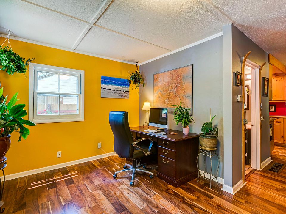 1st image of 239 N McKinley Ave