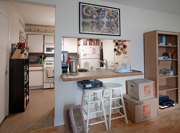 5th image of 392 Bunker Hill Cir #392
