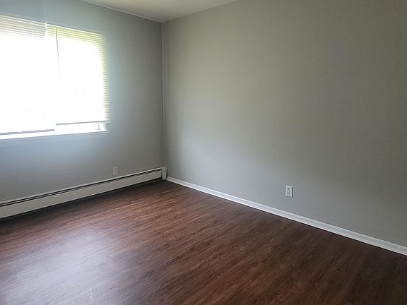 5th image of 1107 Arthur Ave #204