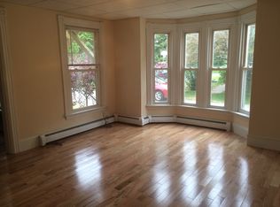 662 Us Route 1 APT 1, Scarborough, ME 04074