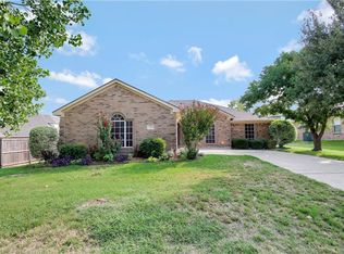 605 Sunfish Dr, Crowley, TX 76036