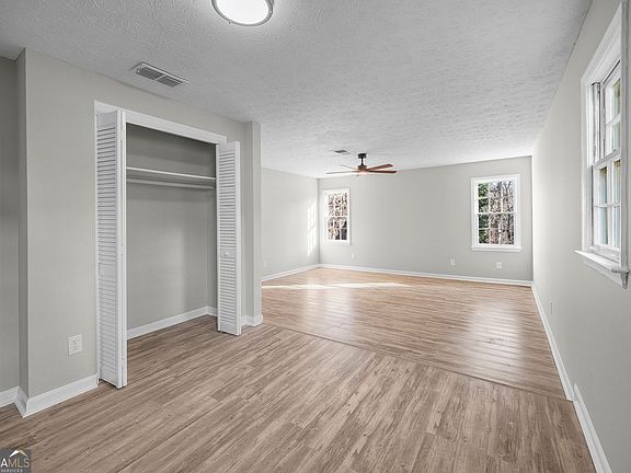 5th image of 4629 Dogwood Farms Dr