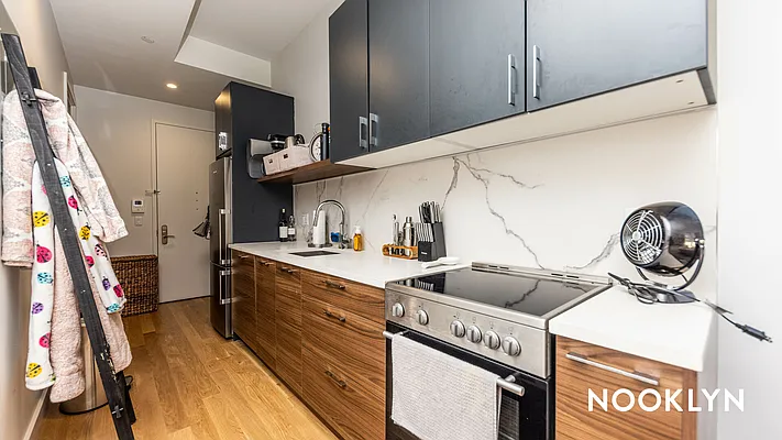 Rented by Nooklyn NYC LLC | media 48