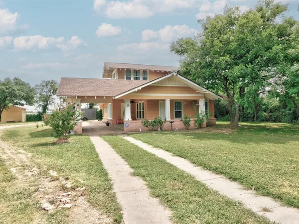 106 Knighthurst St, Ennis, TX 75119