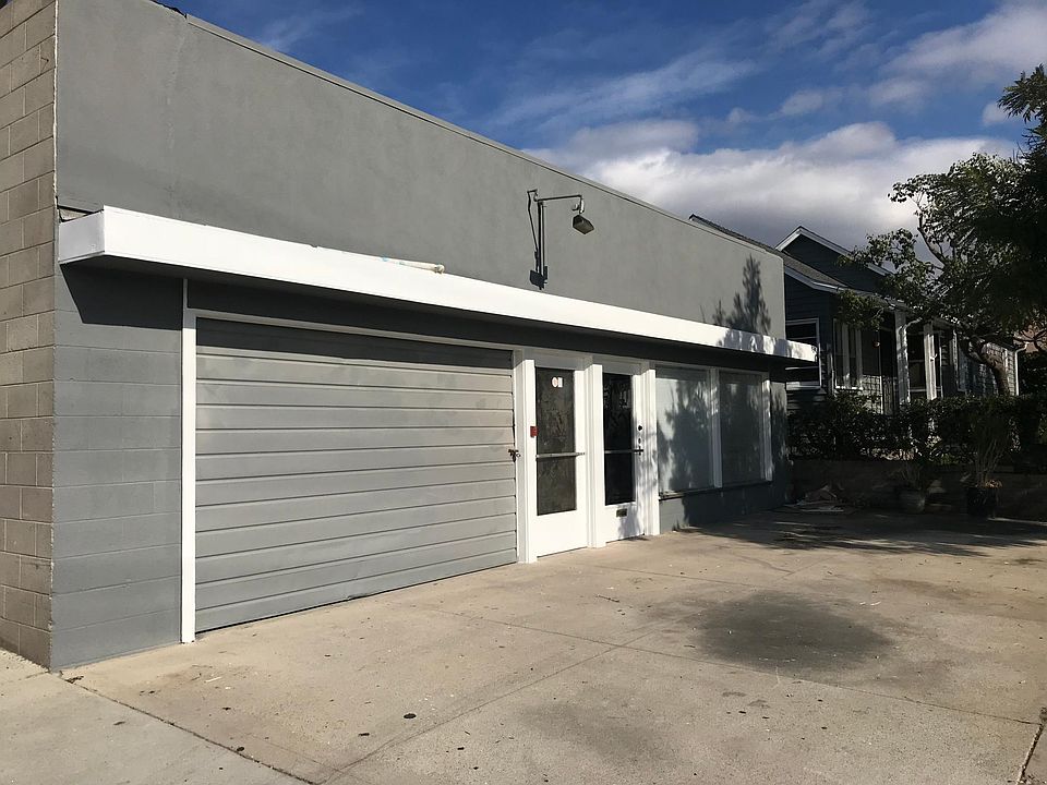 1st image of 2202 Tulare Ave