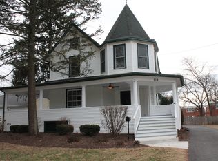 114 N President St, Wheaton, IL 60187