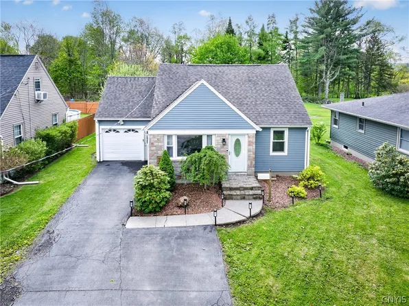 428 Spratt Pl, Utica, NY 13502