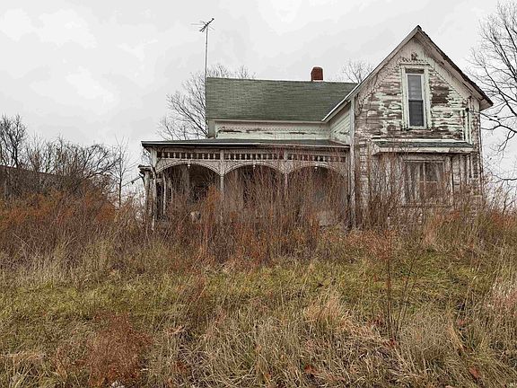 2nd image of 11899 S Hartford City Rd