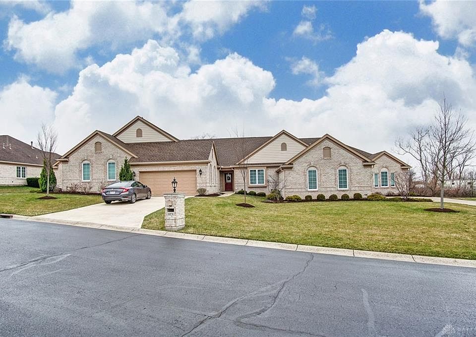 1st image of 6876 Lorien Woods Dr