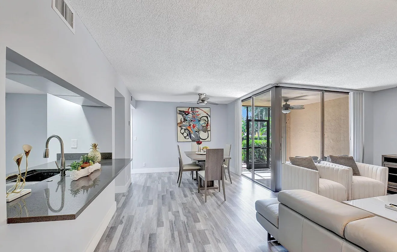 2 bed, $3,300 — Photo 1