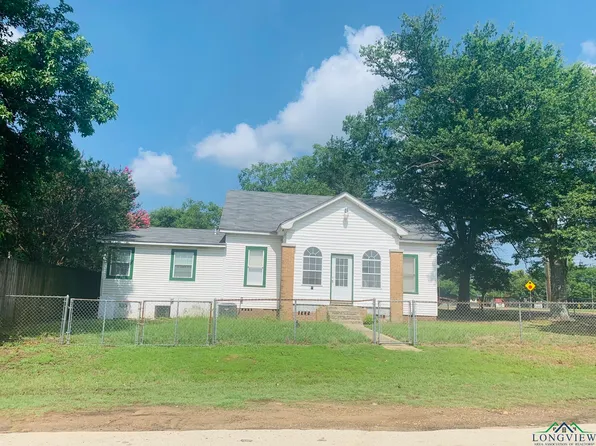 1000 Nelson St, Linden, TX 75563