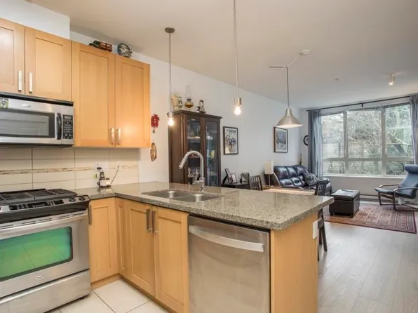 15988 26th Ave #223, Surrey, BC V3Z 5K3