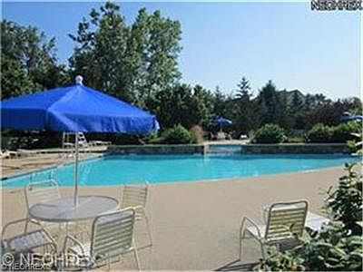 3rd image of 1305 Mallard Pond Cir #1114