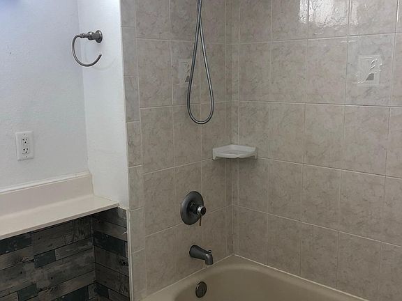 Clean updated tub and shower