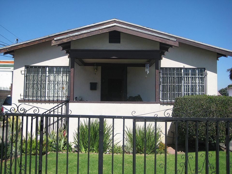1st image of 851 W 95th St