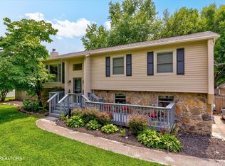 7321 Oxmoor Rd, Knoxville, TN 37931