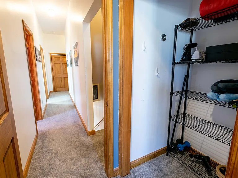 1241 Bates Ave — Photo 11