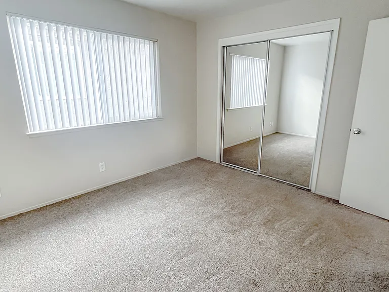 Monterey Manor Apartments — Photo 23
