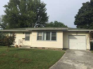 1614 S Washington Ter, Webb City, MO 64870