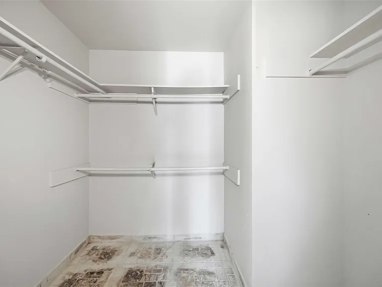 7330 Maple Walk Dr — Photo 19