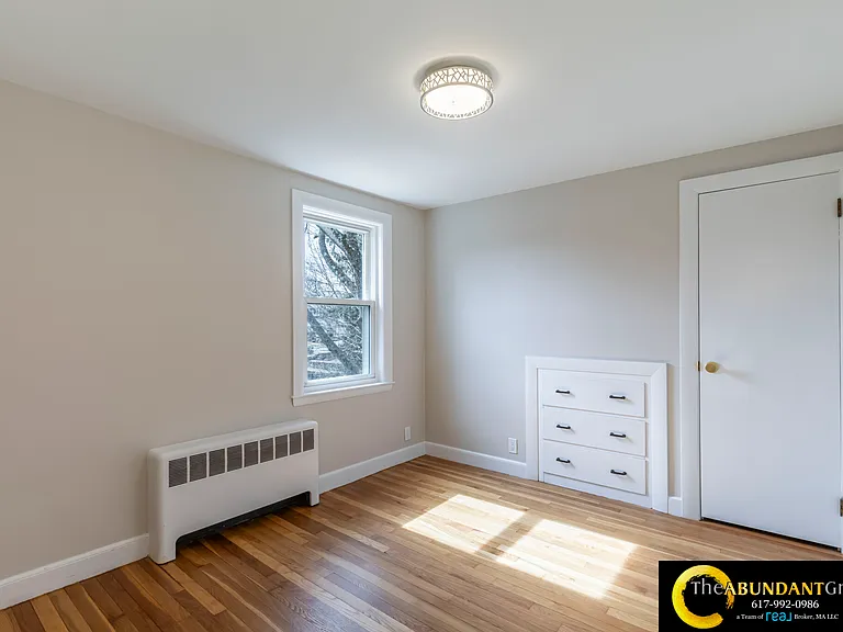270 Cross St — Photo 25