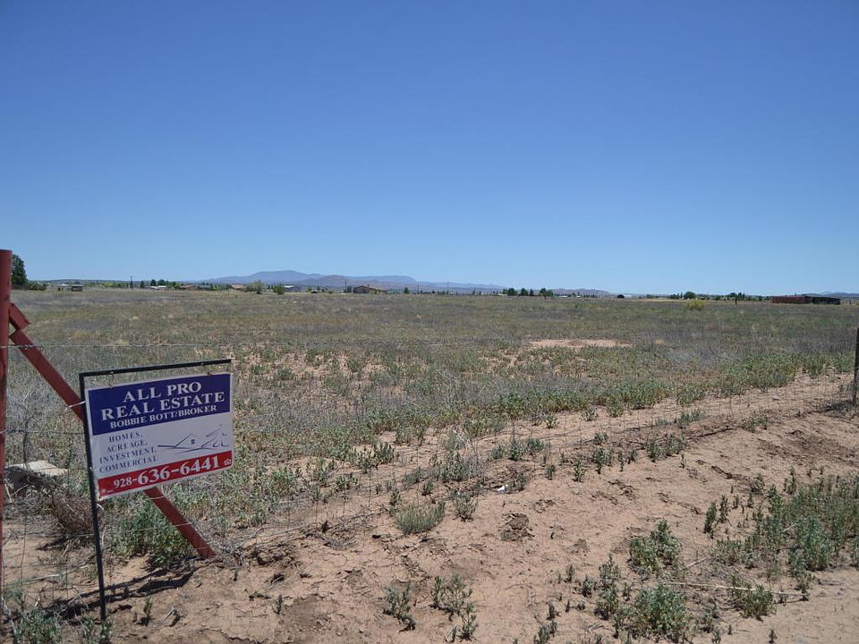 1st image of 25755 N Matli Ln
