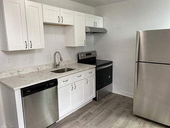 5th image of 1803 Davis Ave Unit 4